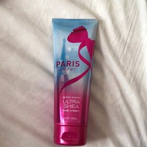 Bath and Body Works Paris Amour Body Cream (NEW)